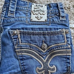 Red I’m jeans size 36